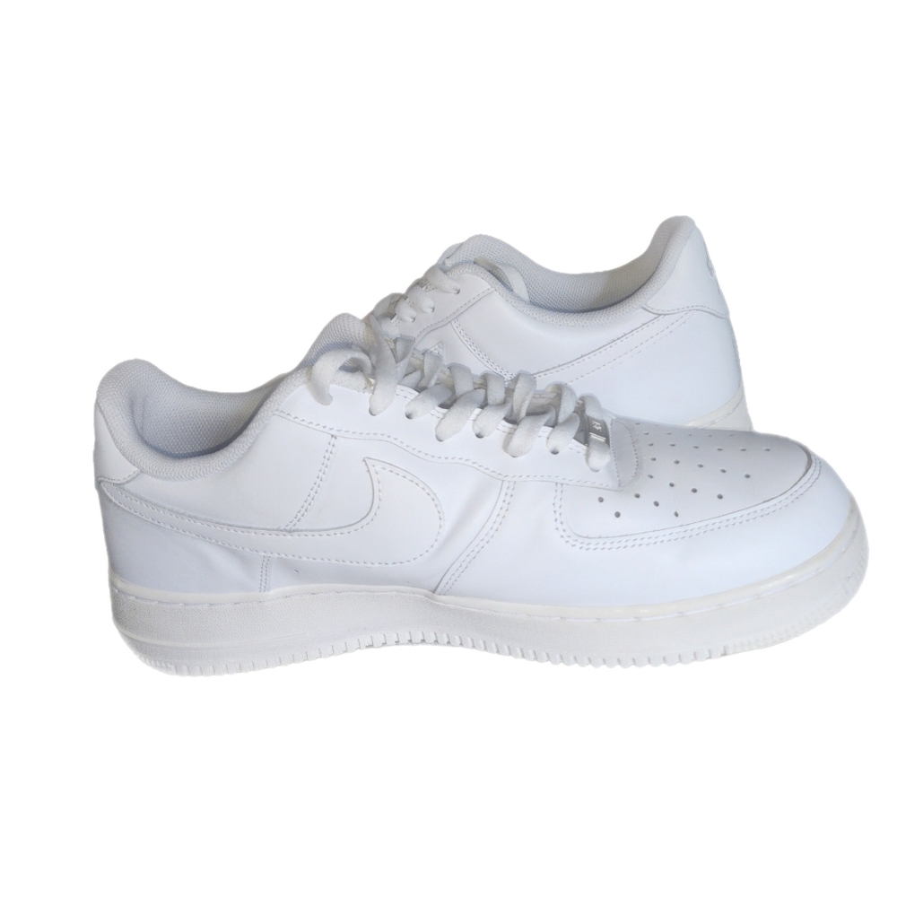 Nike White Air Force 1 Low 07 Triple White Leather Sneakers Classic Design - Picture 4 of 7
